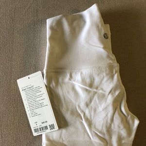 white lululemon align 21’